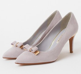 レンアイ漫画家 吉岡里帆の衣装1話のブランド一覧 購入サイトまとめ Kana S 7closets Co